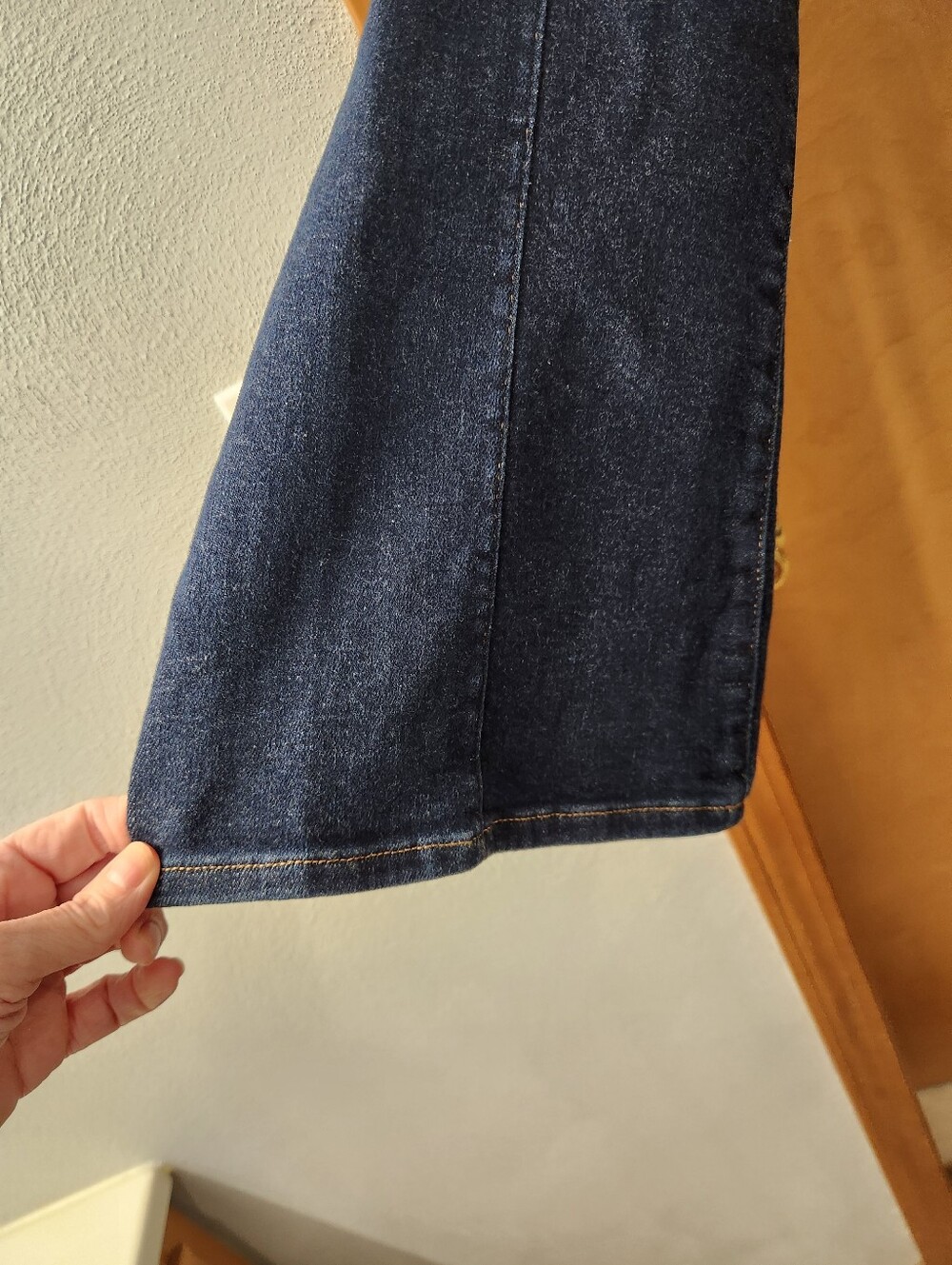 GOOD AMERICAN Good Legs Women's Flared Jeans Size 28 - Picture 9 of 9